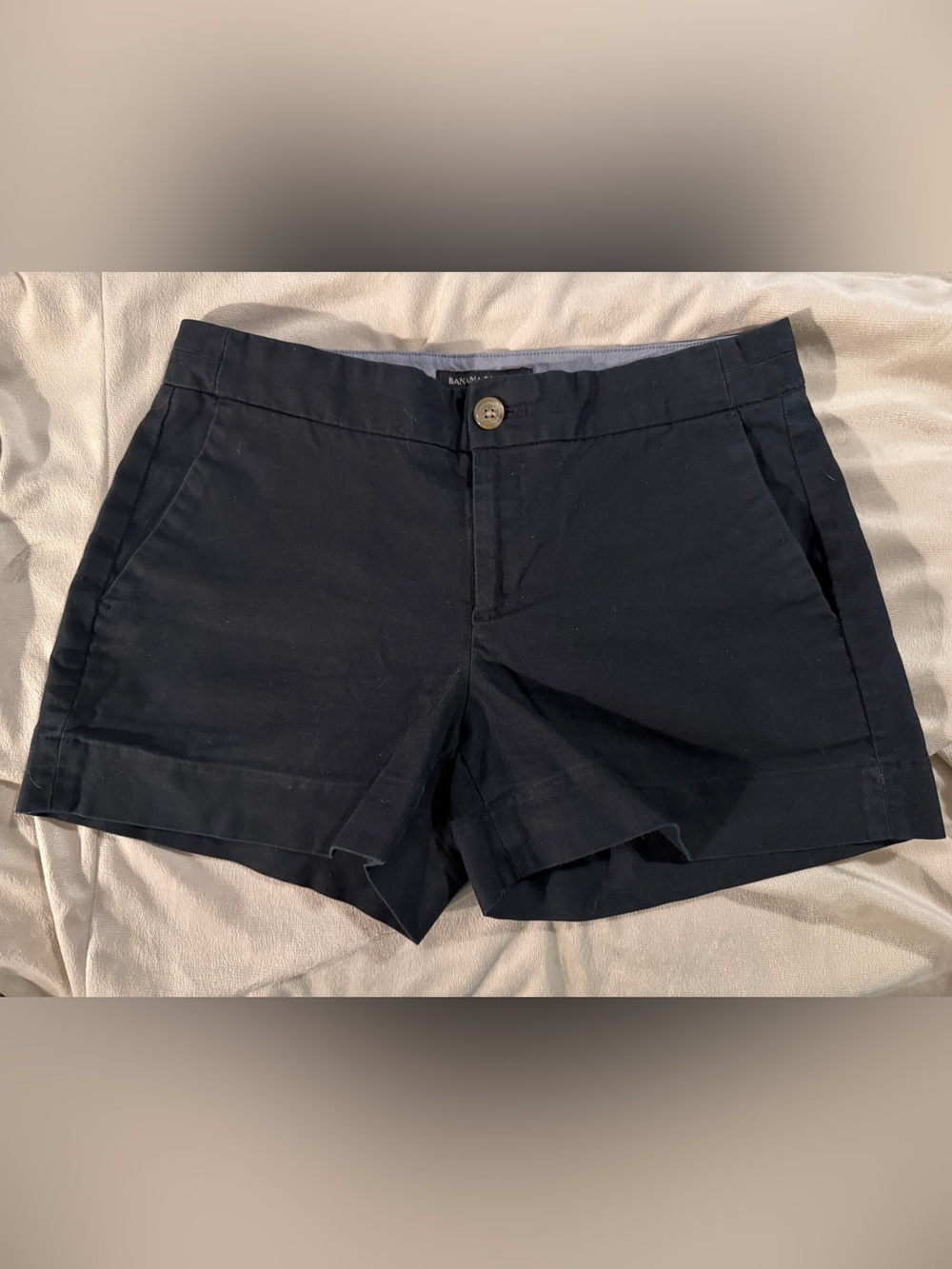 Banana Republic Women’s Black Cotton Blend Casual Shorts
